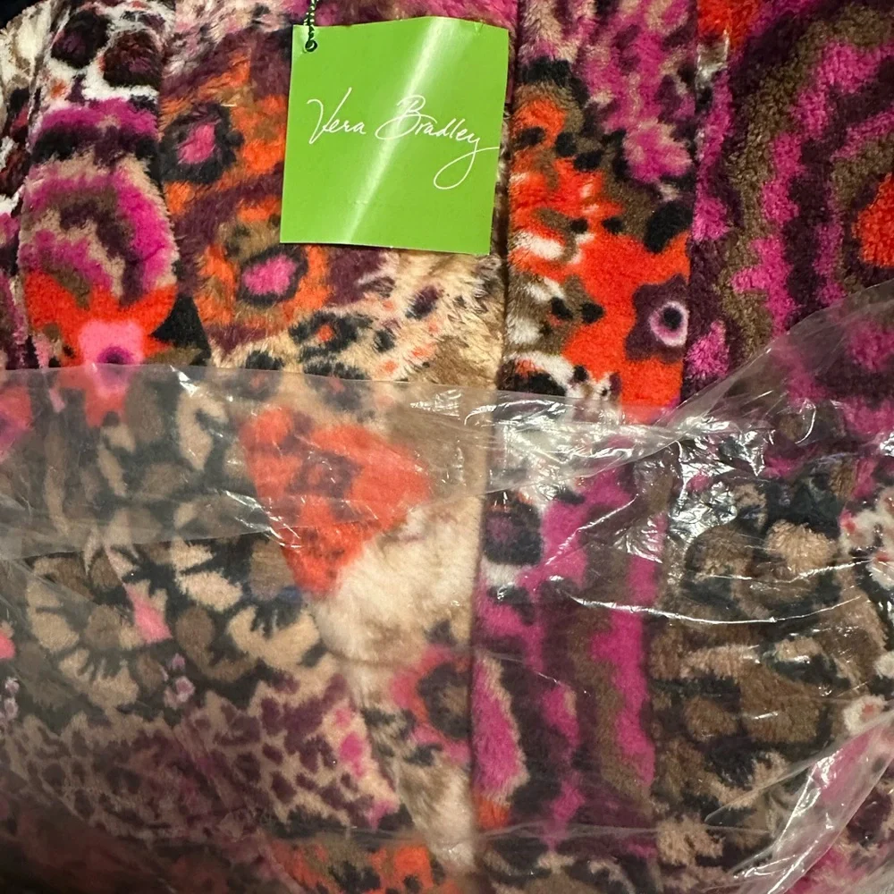Vera Bradley Multicolor Patterned Bathrobe - Picture 1 of 4